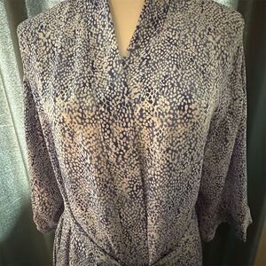 Joie Women's Standard M Blue Cheetah Print Knee Length Robe